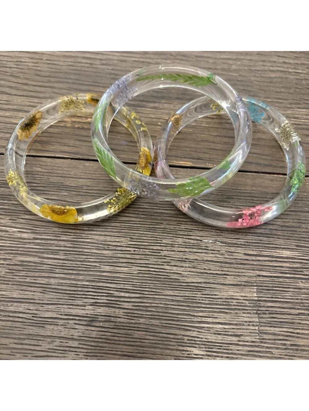 Beautiful Floral Translucent Bangles Served 3
